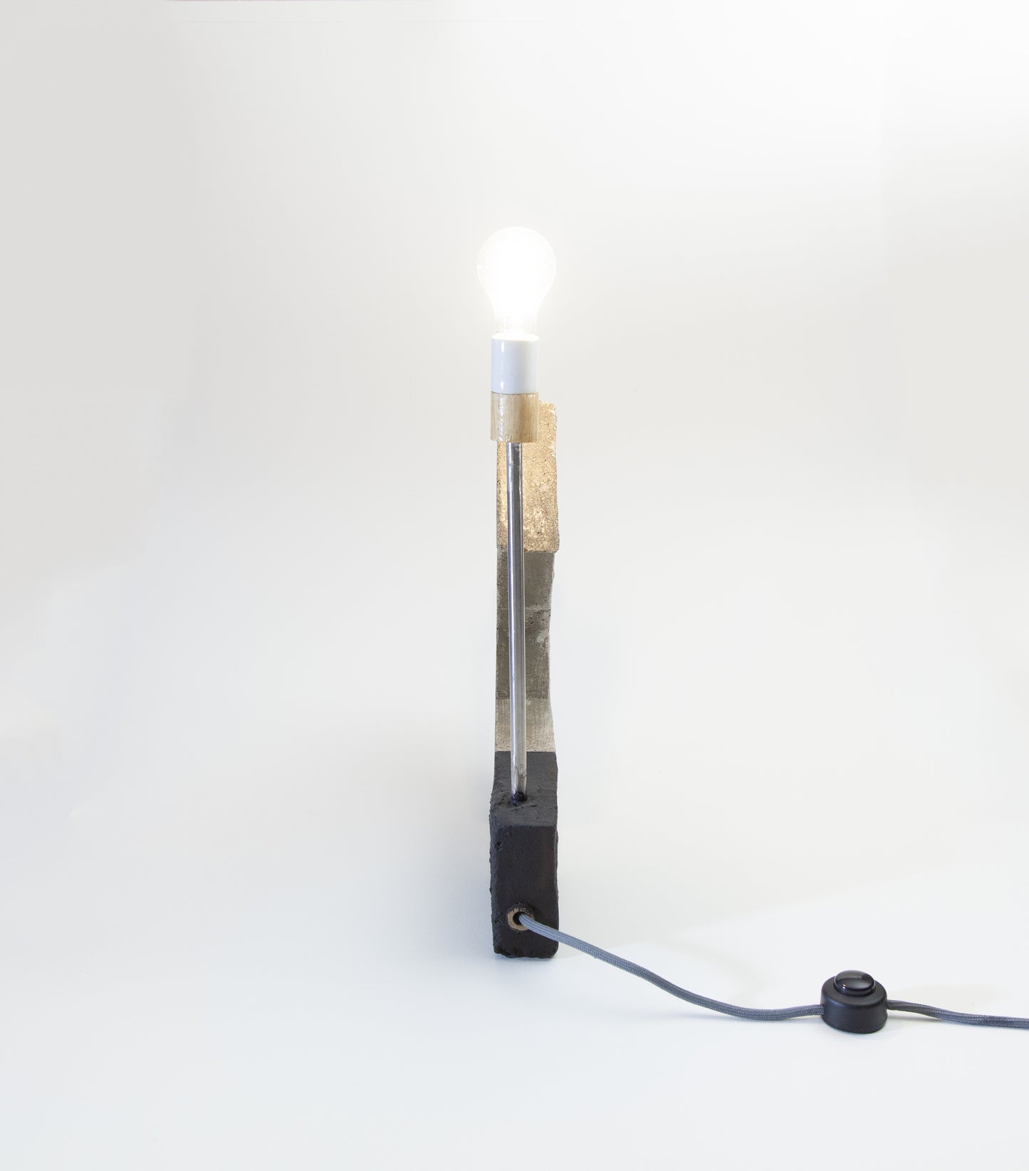 BLCK Brute - Lamp No.401