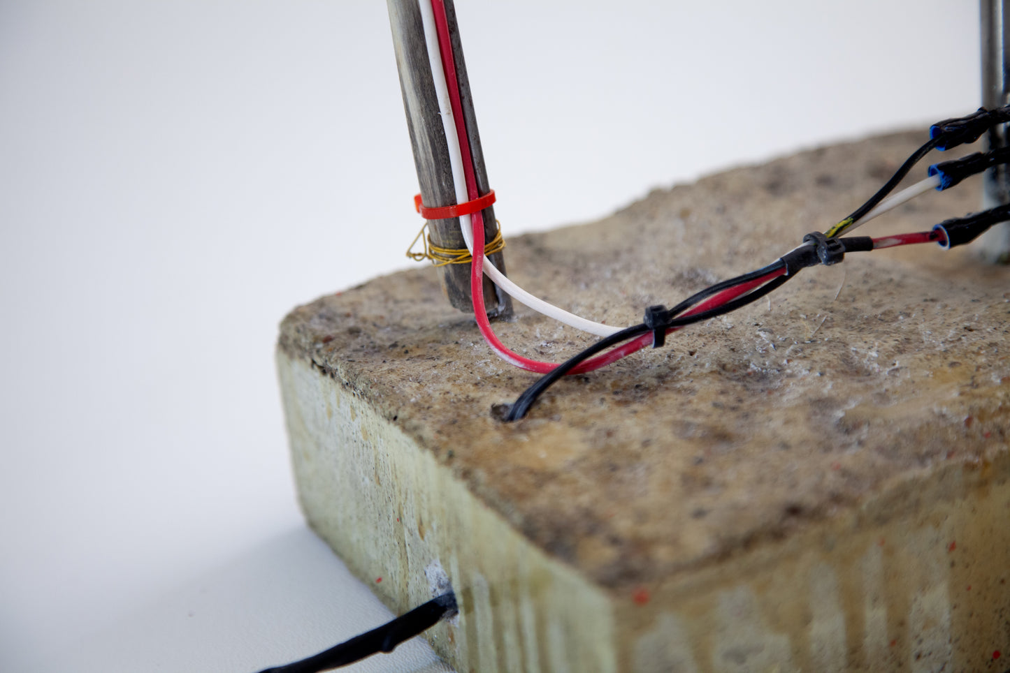 The Grand Pynchon - Lamp No.406